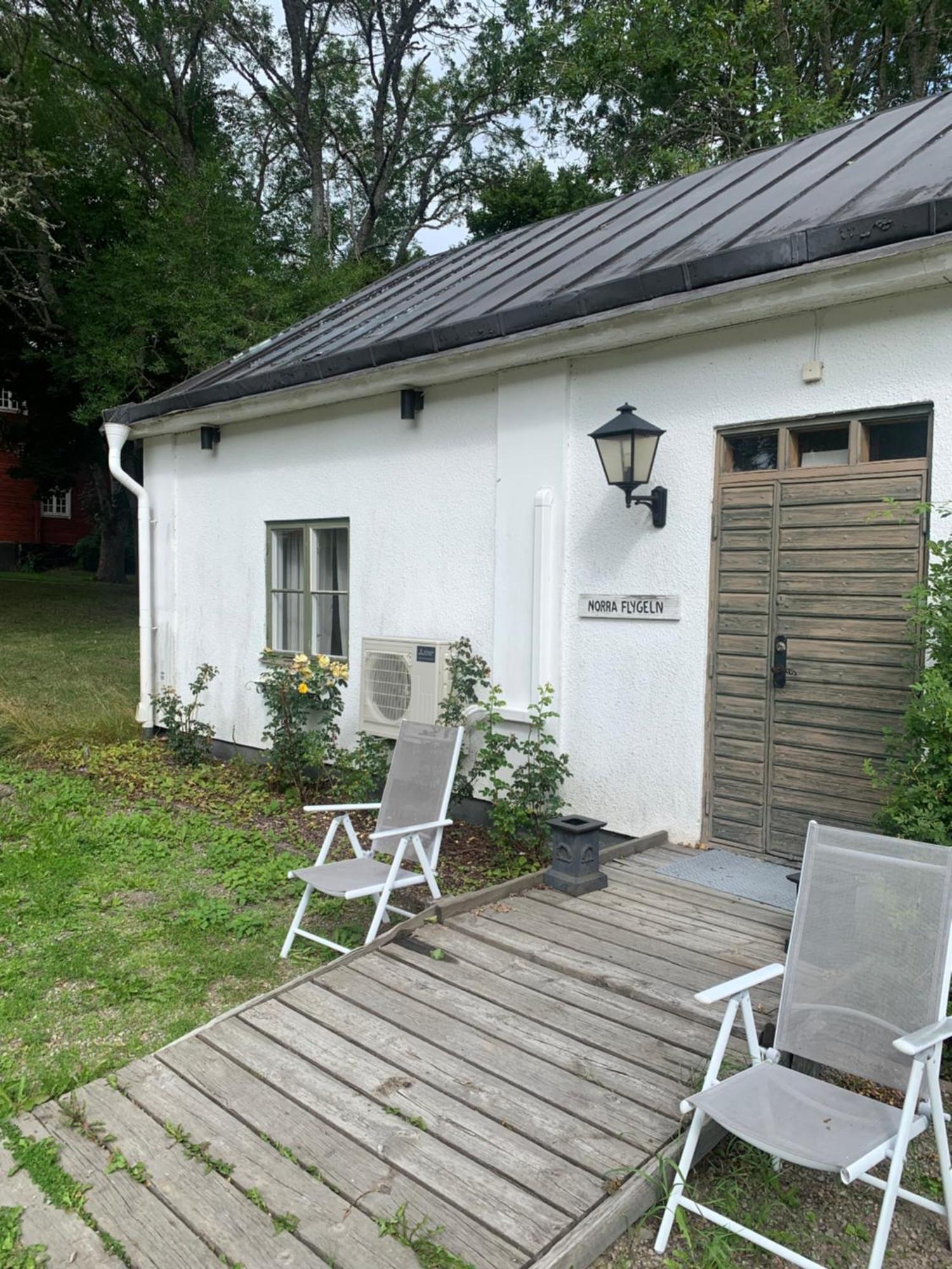 Bergby Herrgard Grisslehamn Exterior photo