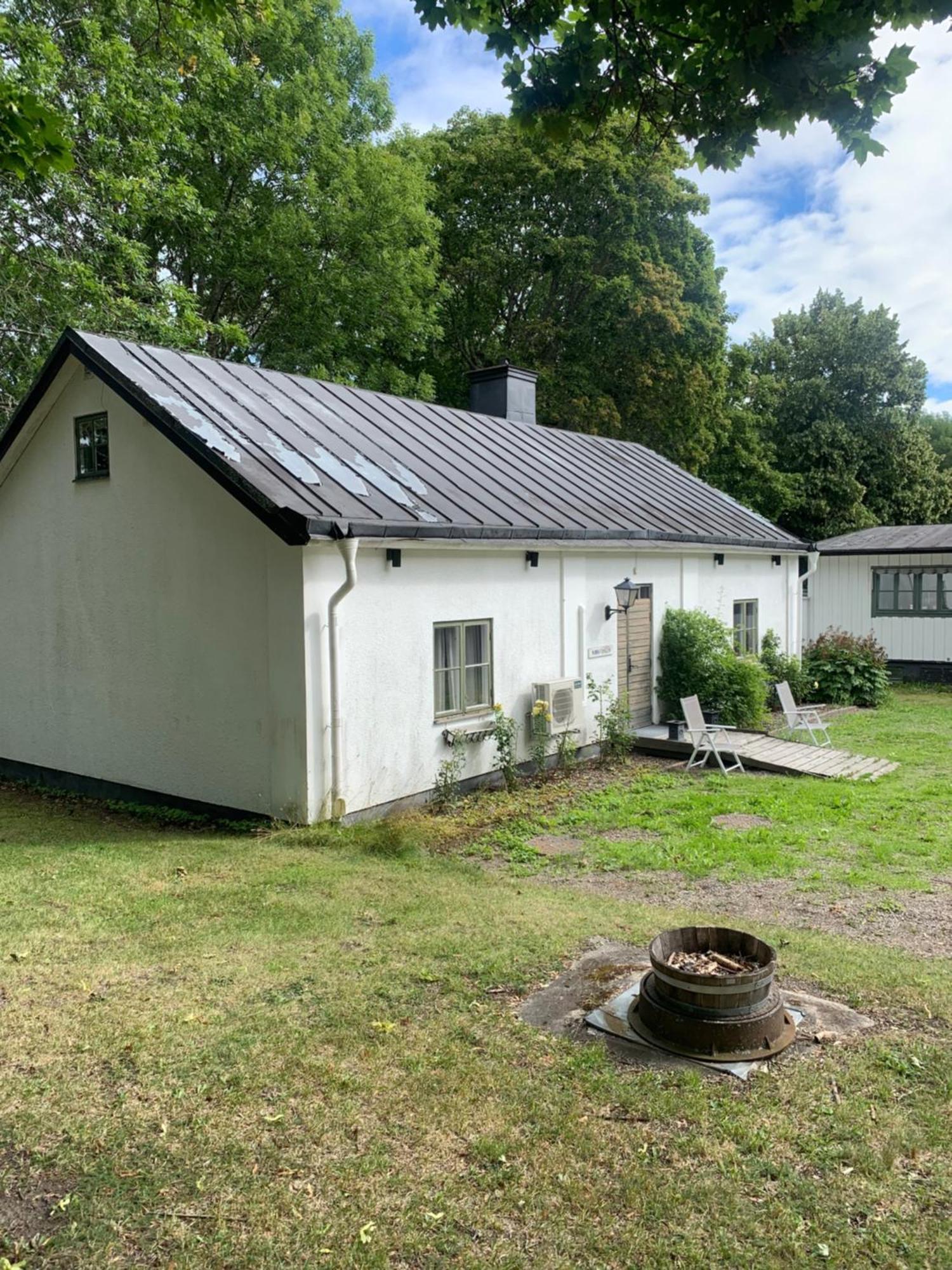 Bergby Herrgard Grisslehamn Exterior photo